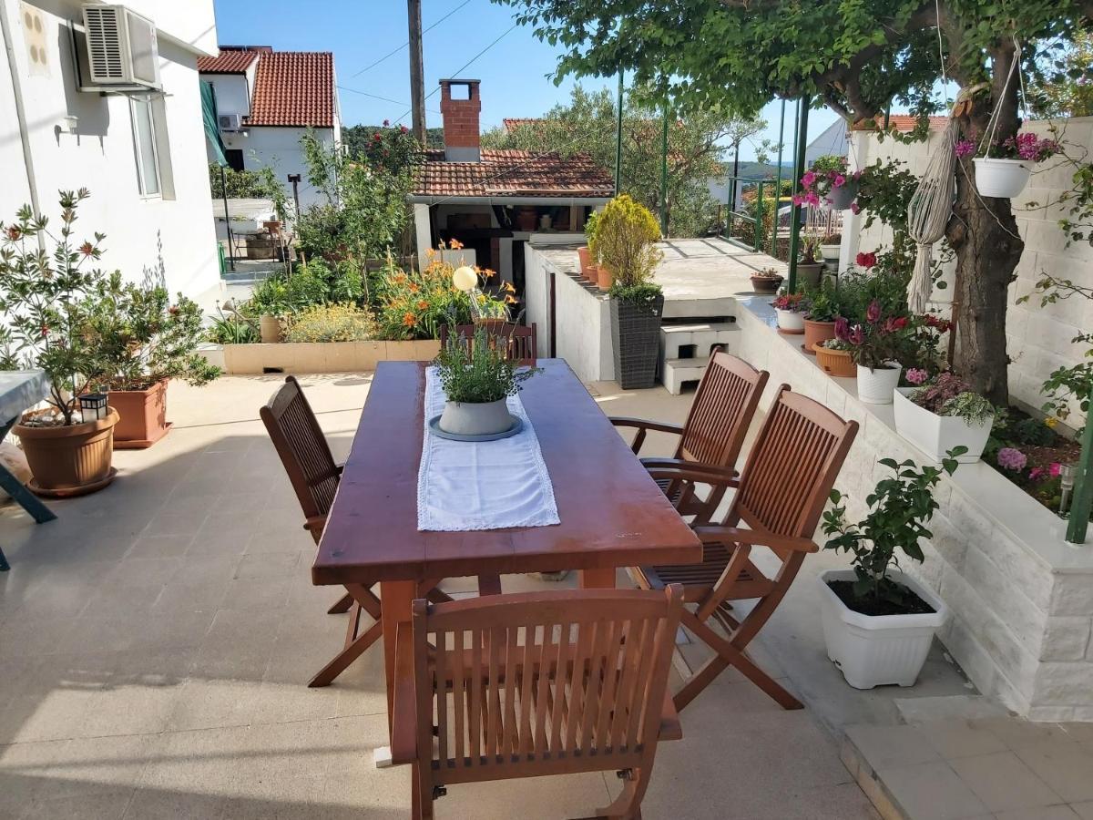 Apartments And Rooms With Parking Space Hvar - 13161 Χβαρ Εξωτερικό φωτογραφία